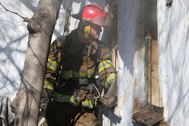 В Мариуполе во время пожара погиб мужчина