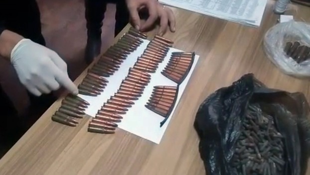 Мирноградец нашел арсенал боеприпасов в гараже отца и сдал его в полицию