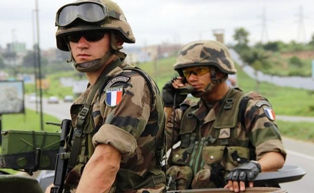 Франция планирует направить воинский контингент для подавления протестов 