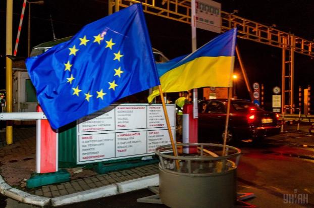 Польские пограничники готовят забастовку, чреватую пропускным коллапсом на границе с Украиной