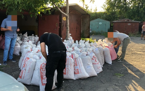 В Донецкой области у наркодиллеров изъяли 75 тонн опийного мака