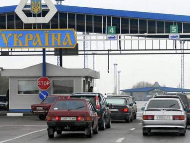 В Украине активизировались «таможенники», предлагающие услуги по оформлению автомобилей — ГФС