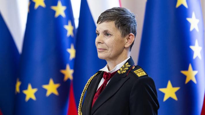 Впервые в истории армию страны НАТО возглавит женщина