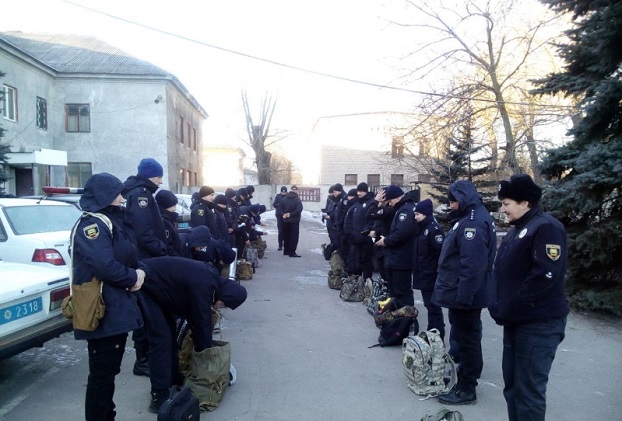 В Мирнограде проверили боеготовность полицейских