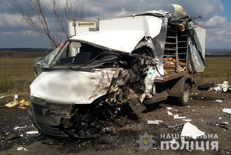 В Волновахском районе столкнулись грузовики, есть пострадавший