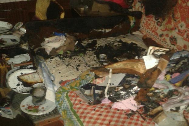 В Славянске во время пожара пострадала пожилая женщина