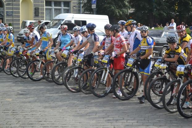 Велосипедисты Донетчины пять раз поднимались на пьедестал почета на чемпионате Украины