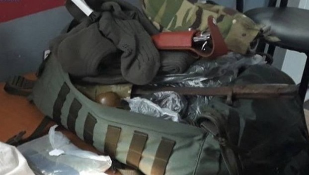 Опасная посылка: житель Луганской области хотел переслать по почте гранату