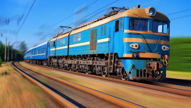 «Укрзалізниця» с 10 декабря отменяет несколько маршрутов поездов 