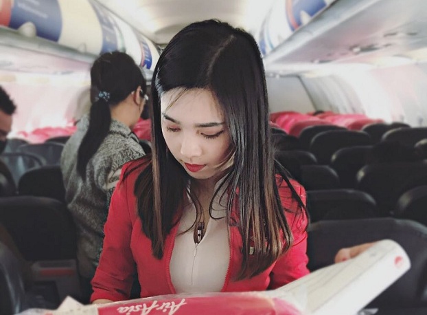 Китаянка стала самой красивой стюардессой в мире