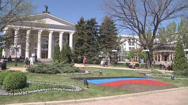 В Донецке исчезла скульптура Квинна «В перспективе»