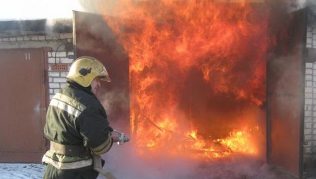 В Красном Лимане за минувшую неделю сгорело два гаража
