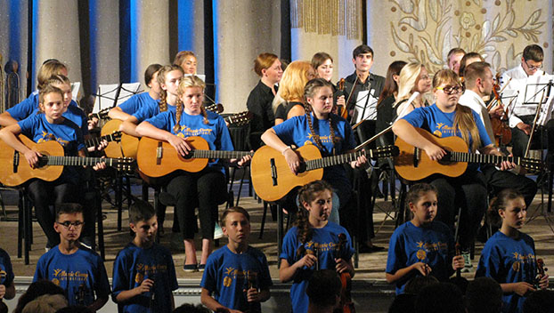 В Краматорске прошел гала-концерт участников уникального творческого проекта
