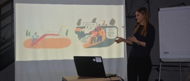 «Мрій. Грай. Дій»: в Мариуполе школьники на компьютерах создают проекты школьного двора