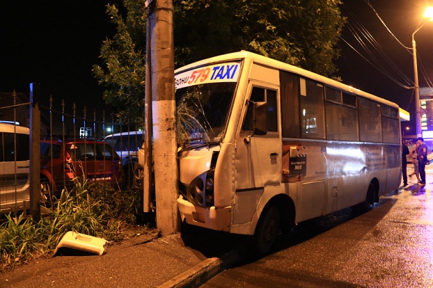 ДТП в Одессе: 9 пострадавших, из них трое детей