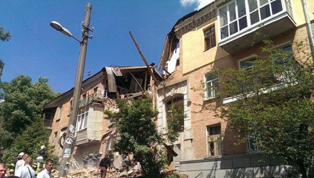 В Киеве при взрыве жилого дома погиб гражданин РФ