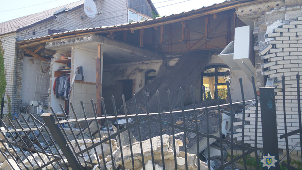 В Лисичанске взорвался частный дом. Есть пострадавшие