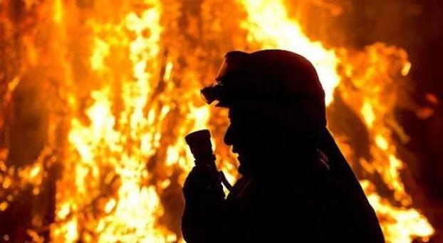 В Торецке эвакуировали жителей из горящего многоэтажного дома