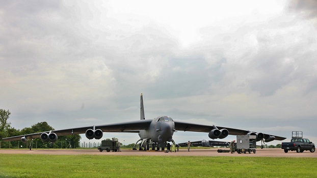 США перебросили в Великобританию стратегические бомбардировщики B-52 Stratofortress