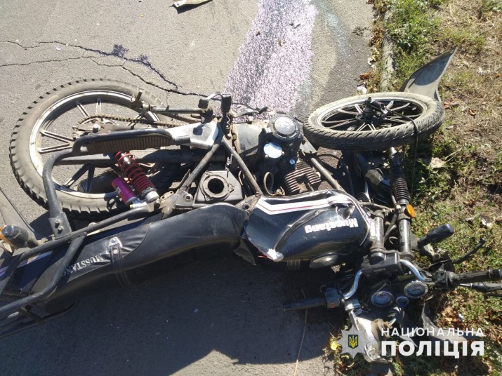 ДТП в Константиновке: Мотоцикл столкнулся с кроссовером