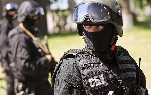 Под Мелитополем сотрудники СБУ задержали группу вооруженных преступников