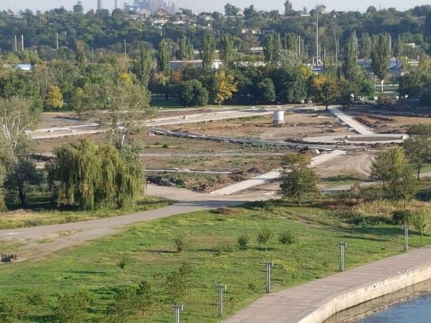 В Мариуполе начали реконструкцию парка Гурова