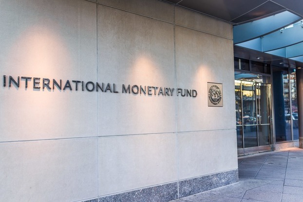МВФ утвердил кредит Украине 5 млрд долларов: куда потратят деньги?