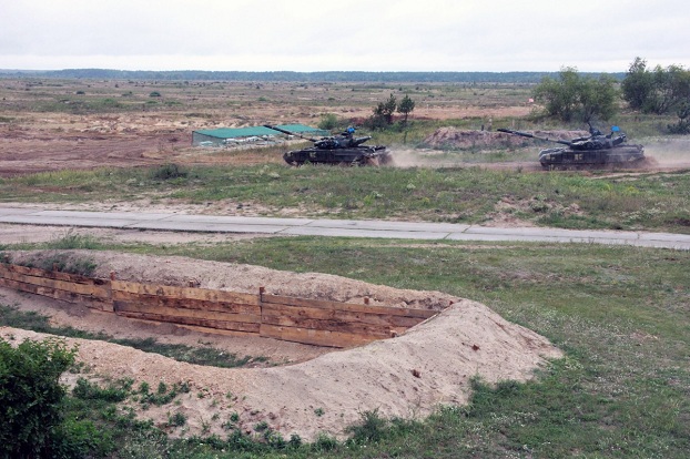 На Донбассе созданы подразделения для борьбы с бронеобъектами и укреплениями боевиков