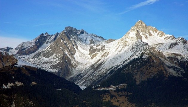 Смертельная лавина: Украинец погиб на глазах у сына во Французских Альпах 