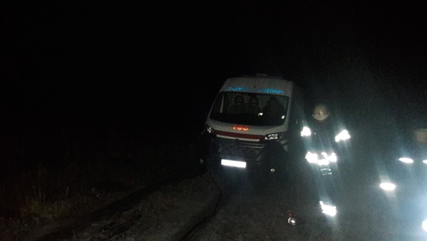 В Дружковке спасатели помогали медикам скорой помощи добраться до пациента