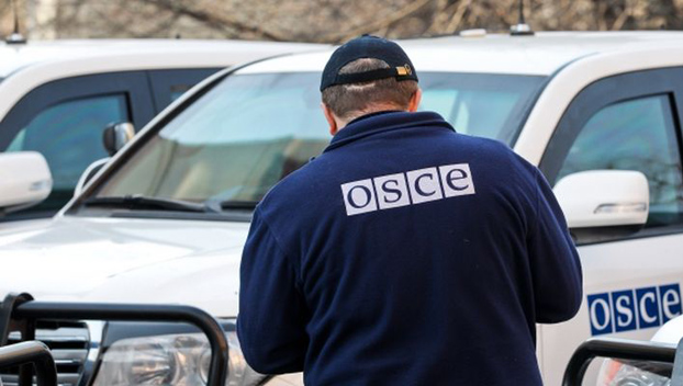 Наблюдателям ОБСЕ продолжают жаловаться на очереди перед КПВВ