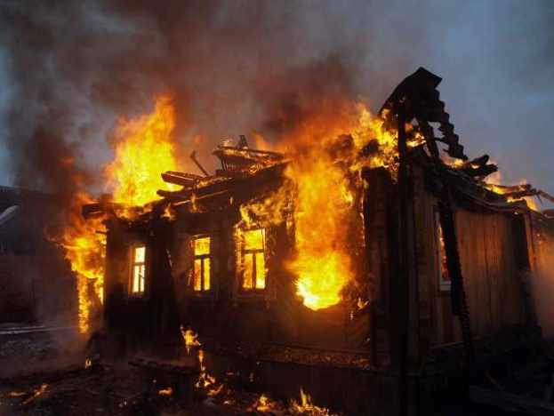 Допарились: В Покровском районе горела частная баня