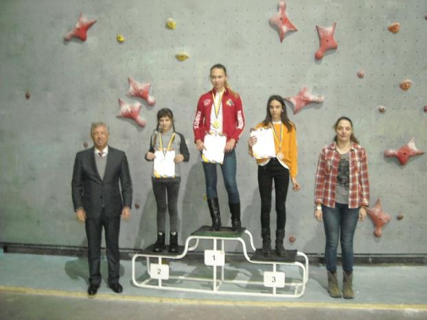 Краматорские скалолазы успешно выступили на чемпионате Украины 