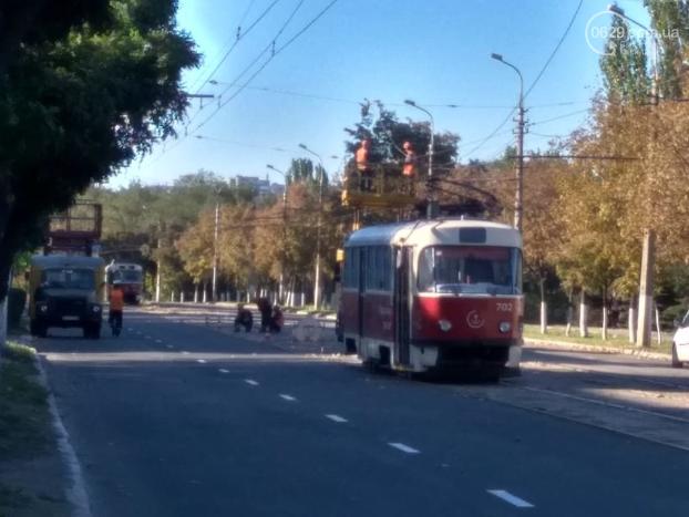 В Мариуполе стали трамваи, маршрутки не справляются с количеством пассажиров