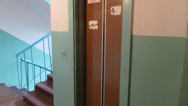 Стало известно, в каких домах Дружковки восстановят лифты