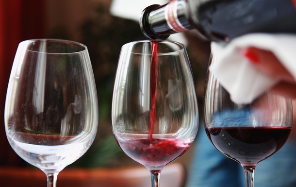 Ученые развеяли миф о пользе вина