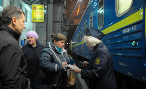 «Укрзализныця» запускает ночной экспресс Киев — Лисичанск