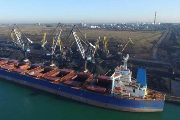 В Одесский морпорт прибыло судно с углем из Южной Африки