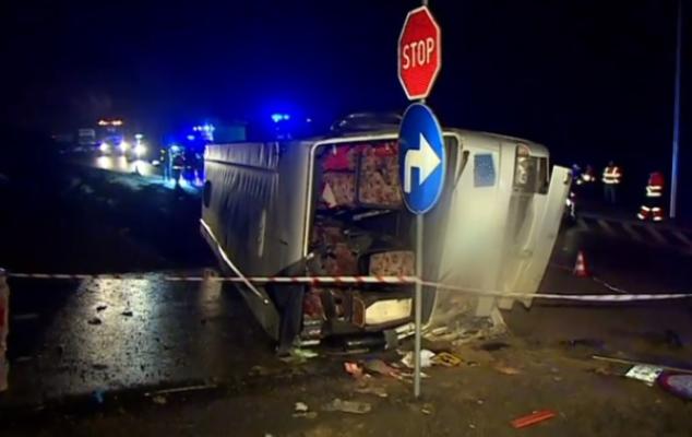 В Польше перевернулся автобус, один человек погиб