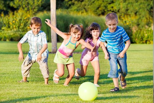 Какие опасности угрожают детям во время летнего отдыха