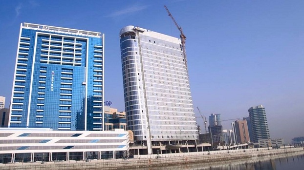 В Дубае завершается строительство The Pad – небоскреба в виде плеера Apple