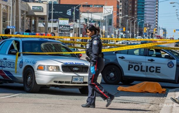 Наезд на пешеходов в Торонто: среди пострадавших украинцев нет
