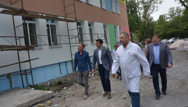 В Мариуполе готовятся к открытию одной из самых лучших больниц Украины