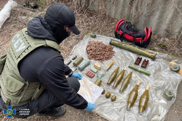 В Славянске обнаружен мощный схрон боеприпасов