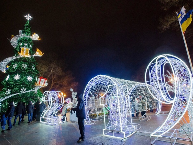 новогодняя елка 2019 Одесса