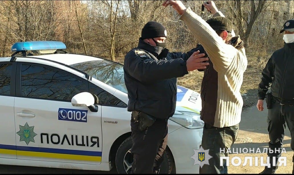 Полиция Константиновки отработала задержание уличного грабителя