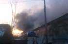 В Донецке горел завод по производству пакетов