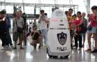 В Китае заступил на службу первый робокоп