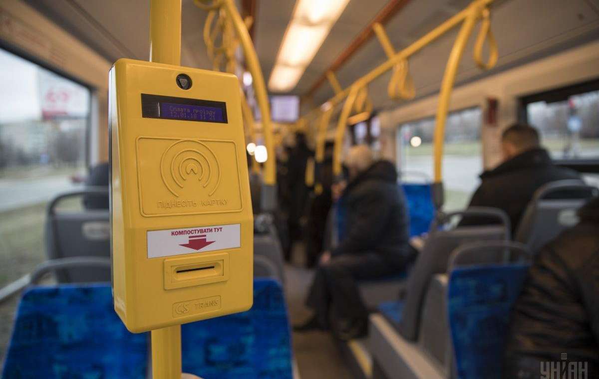 В Киеве ввели электронный билет на транспорт: как он работает
