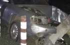 В Славянске пьяный водитель убегал от патрульных и врезался в столб 